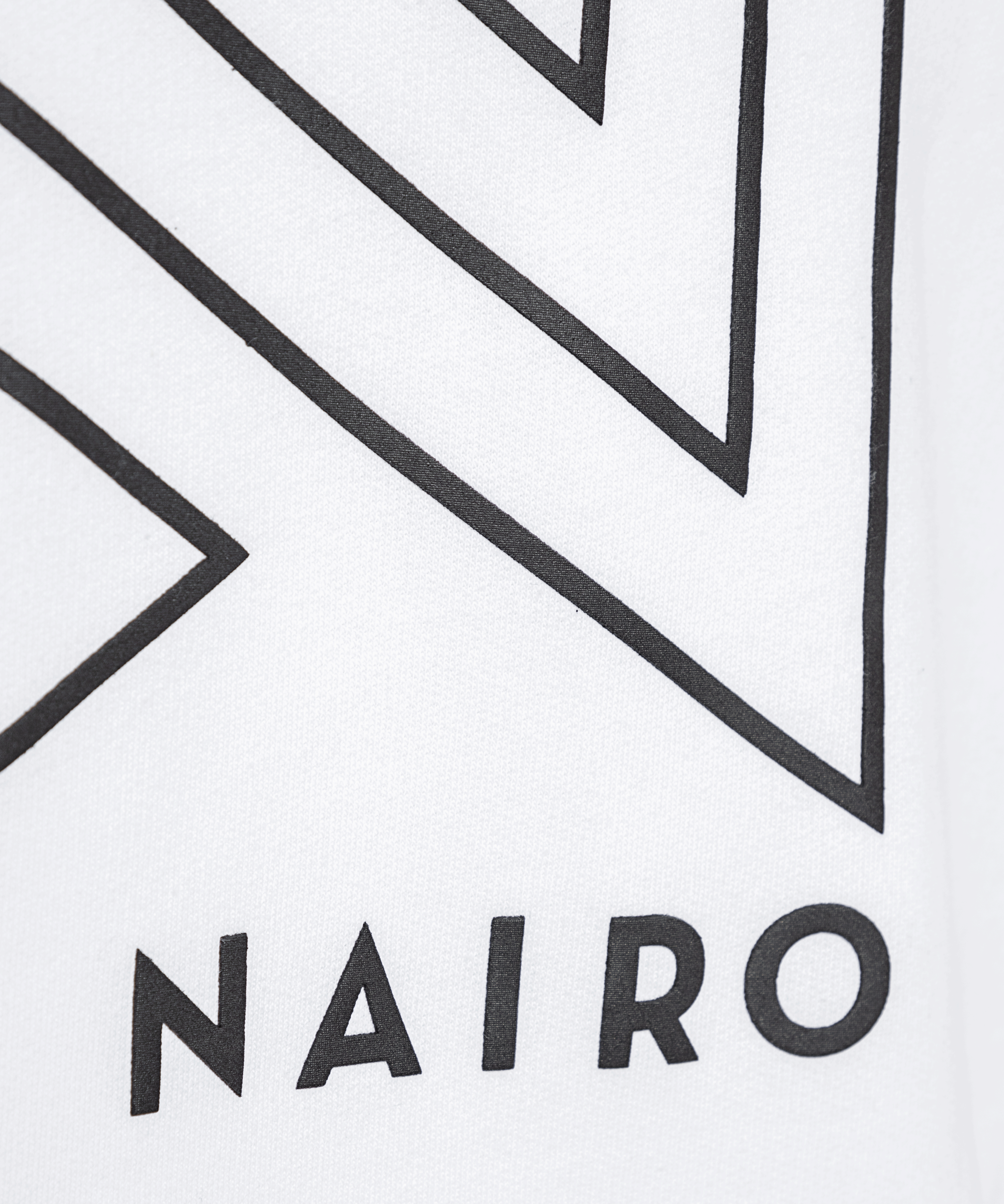 CHOMPA LOGO NAIRO BLANCO