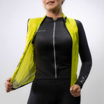 CHALECO ROMPE VIENTOS VERDE UNISEX